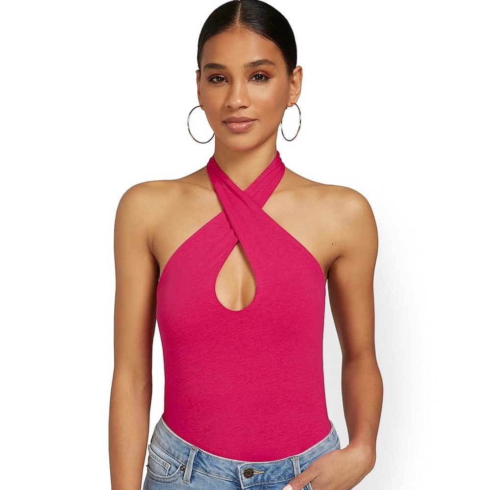New York & Co. Twisted Halterneck City Tank